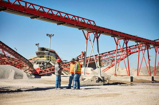 service-technician-conveyor-maintenance-inspection-1